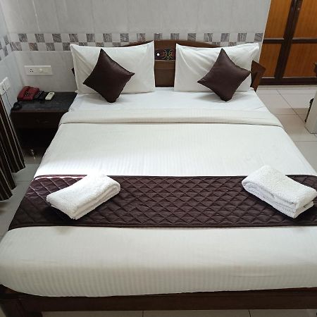 Hotel Arunachala Puducherry Exterior foto